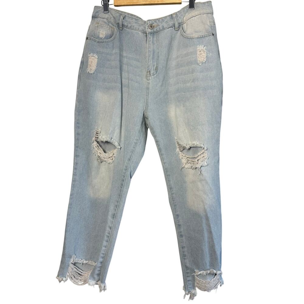 SHEIN Plus Size 1XL Distressed Ripped Light Wash Jeans